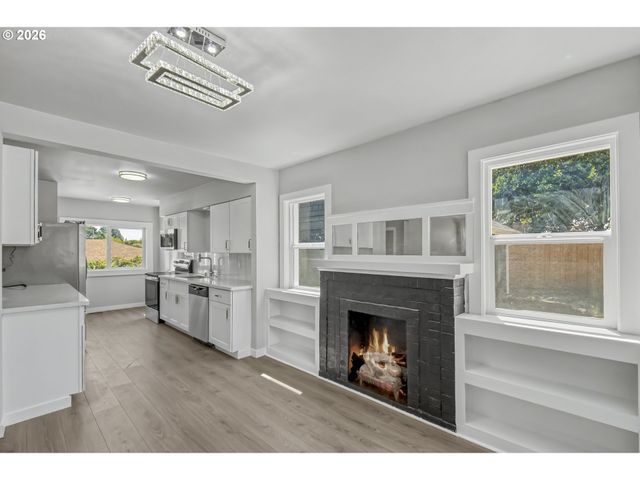 750 Se 135TH Ave, Portland, OR 97233