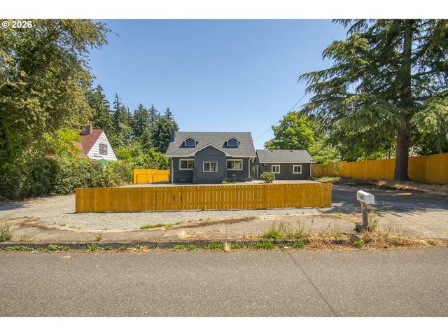 750 Se 135TH Ave, Portland, OR 97233