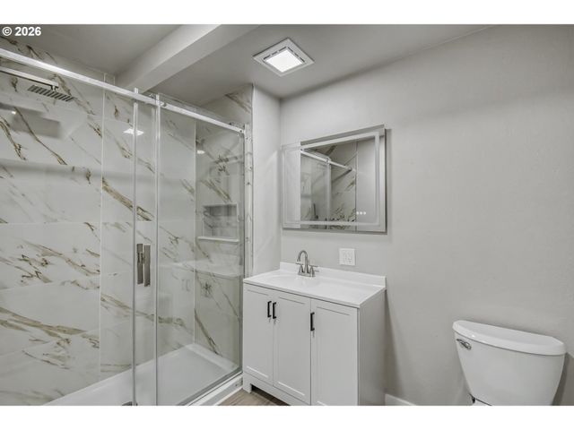 750 Se 135TH Ave, Portland, OR 97233