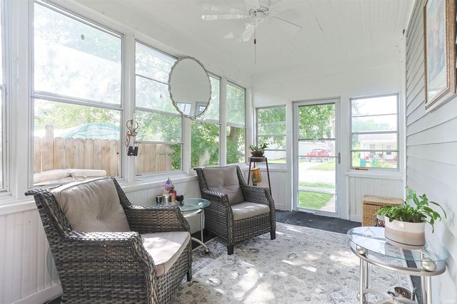 410 W Lawrence Street, Mishawaka, IN 46545