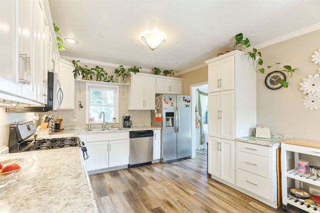 410 W Lawrence Street, Mishawaka, IN 46545