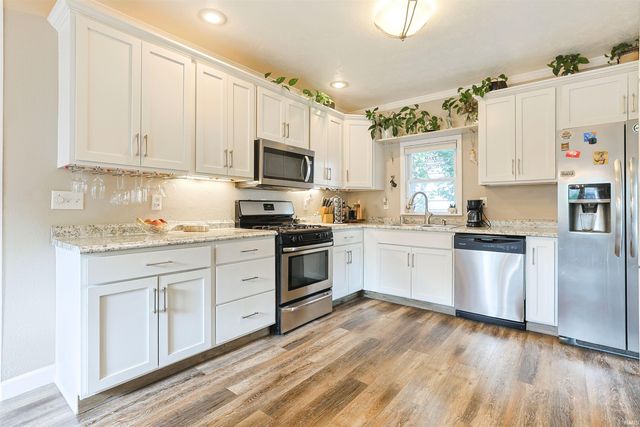 410 W Lawrence Street, Mishawaka, IN 46545