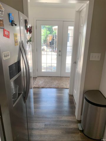 410 W Lawrence Street, Mishawaka, IN 46545