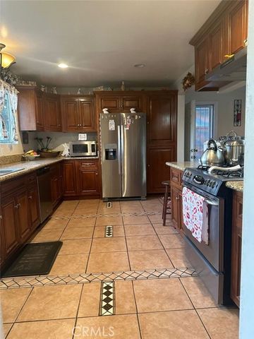 1113 San Bernardino Avenue, Pomona, CA 91767