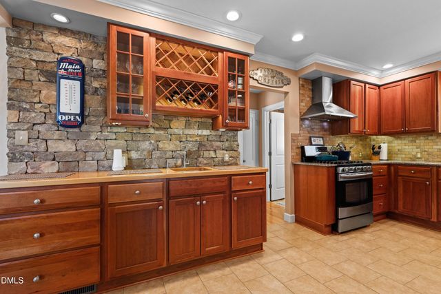 1491 Farrington Point Road, Chapel Hill, NC 27517