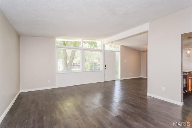 100 Taney Drive, Florissant, MO 63033