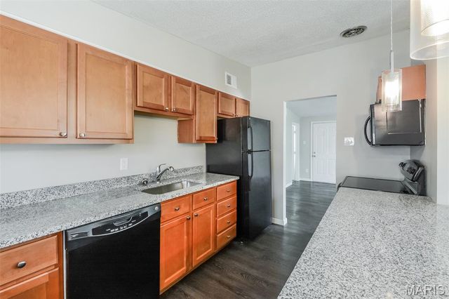 100 Taney Drive, Florissant, MO 63033