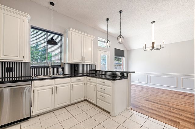 8737 San Joaquin Trail, Fort Worth, TX 76118