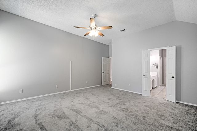 8737 San Joaquin Trail, Fort Worth, TX 76118