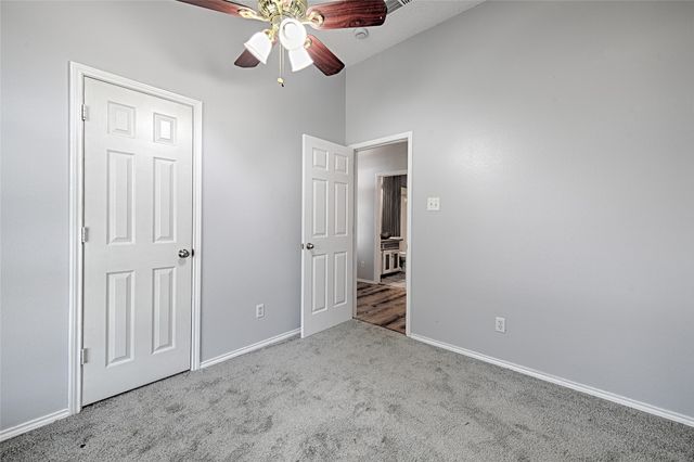 8737 San Joaquin Trail, Fort Worth, TX 76118