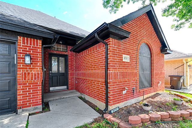 8737 San Joaquin Trail, Fort Worth, TX 76118