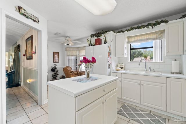 8560 Westview Ln, Pensacola, FL 32514