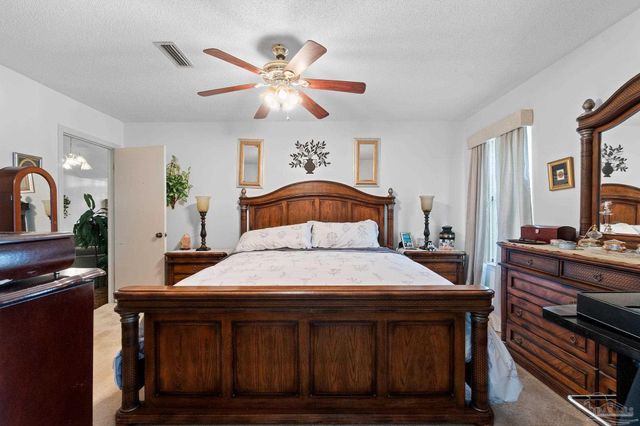 8560 Westview Ln, Pensacola, FL 32514