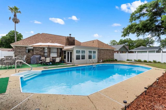 8560 Westview Ln, Pensacola, FL 32514