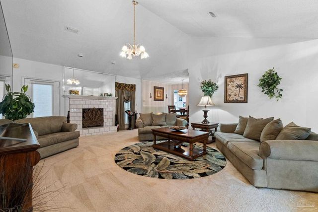 8560 Westview Ln, Pensacola, FL 32514