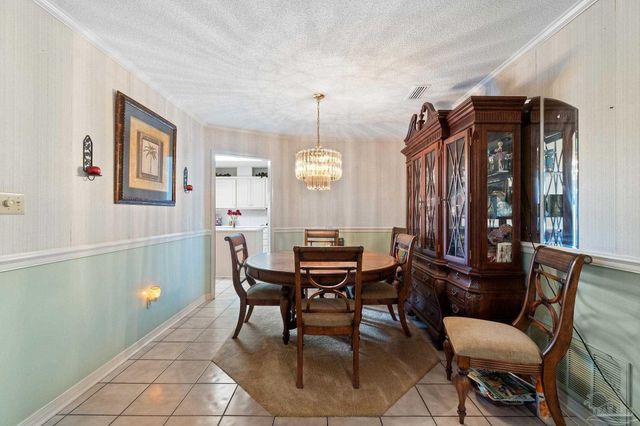 8560 Westview Ln, Pensacola, FL 32514