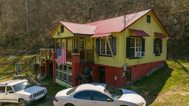 9950 Chestnut Ridge Road, Eidson, TN 37731