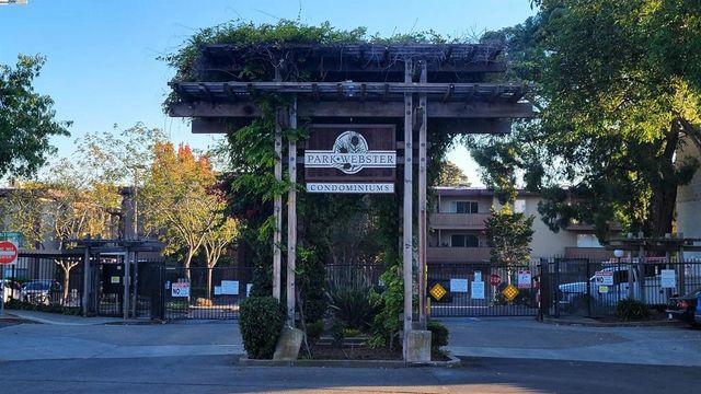 1321 Webster St D119, Alameda, CA 94501