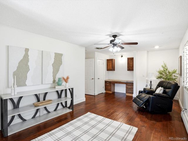 6886 S Pitkin Street, Foxfield, CO 80016