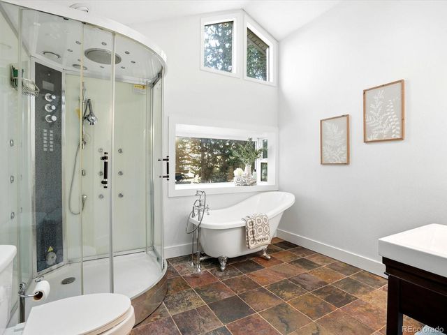 6886 S Pitkin Street, Foxfield, CO 80016