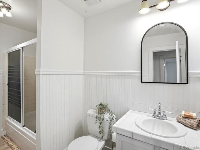 6886 S Pitkin Street, Foxfield, CO 80016