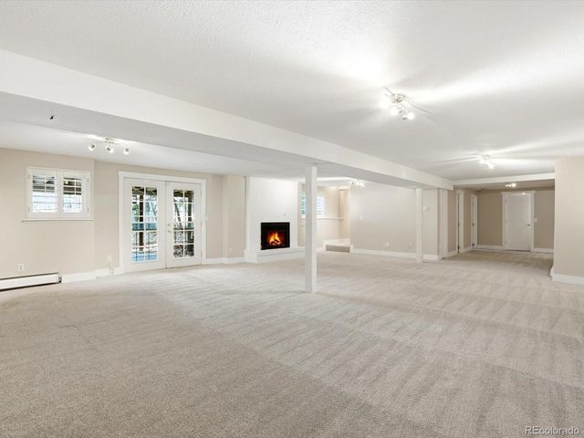 6886 S Pitkin Street, Foxfield, CO 80016