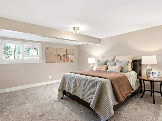 6886 S Pitkin Street, Foxfield, CO 80016