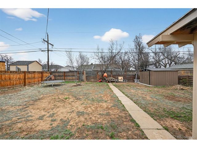 880 Lansing St, Aurora, CO 80010