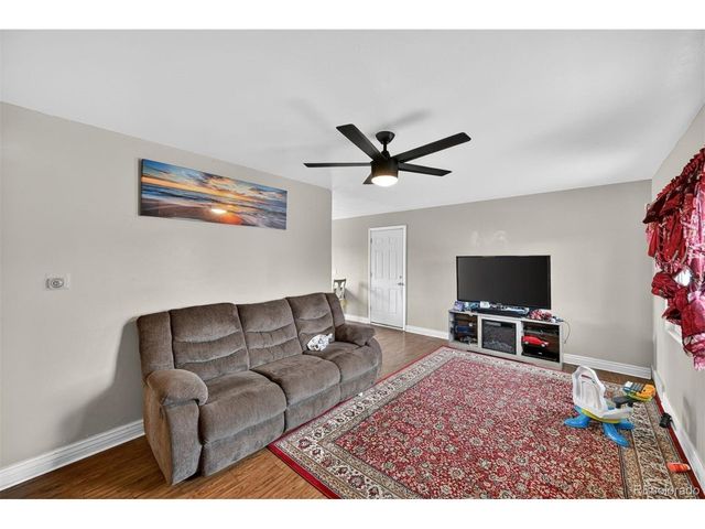 880 Lansing St, Aurora, CO 80010