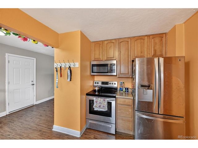 880 Lansing St, Aurora, CO 80010