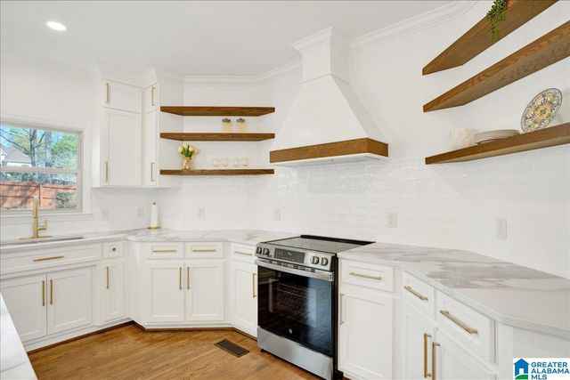 1128 AL SEIER ROAD, Hoover, AL 35226