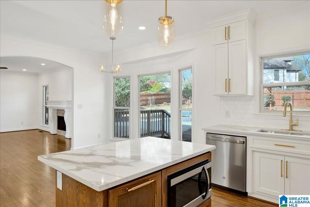 1128 AL SEIER ROAD, Hoover, AL 35226