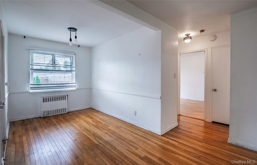 225-24 Manor Road 814, Queens Village, NY 11427 — photo 2