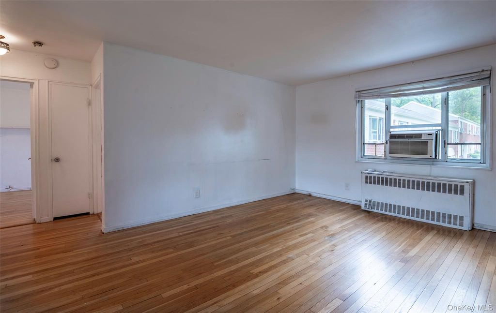 225-24 Manor Road 814, Queens Village, NY 11427 — photo 3
