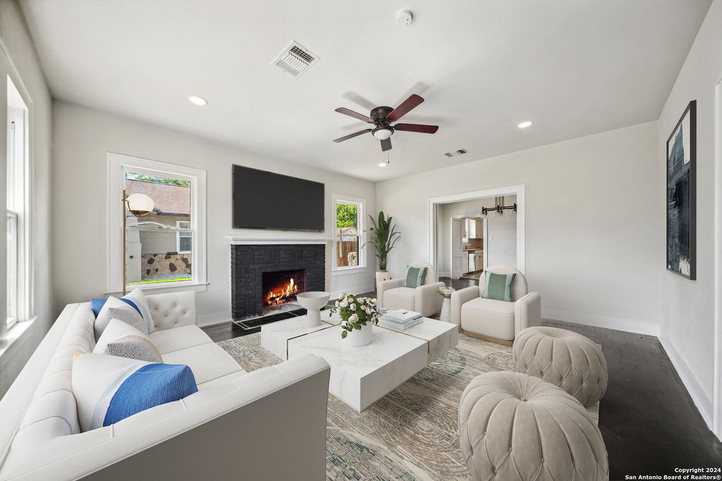 343 CANTON, San Antonio, TX 78202