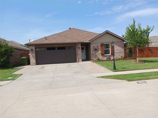 12622 Azure Heights Place, Rhome, TX 76078