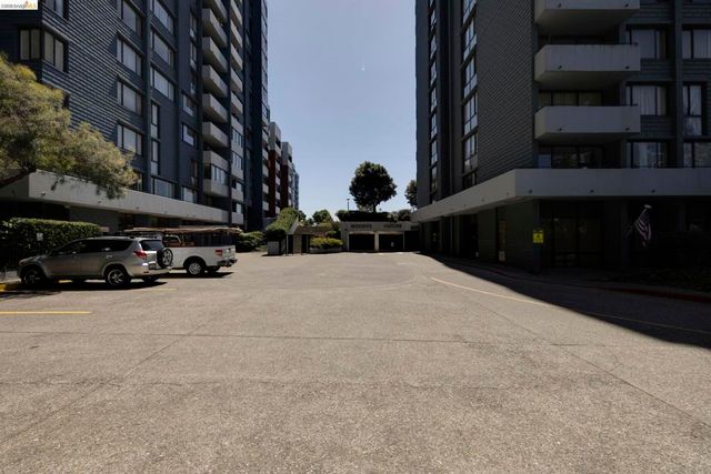 555 Pierce St 1424, Albany, CA 94706