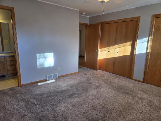 2209 Virginia DRIVE, Manitowoc, WI 54220