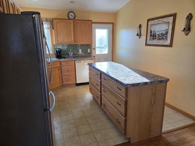 2209 Virginia DRIVE, Manitowoc, WI 54220