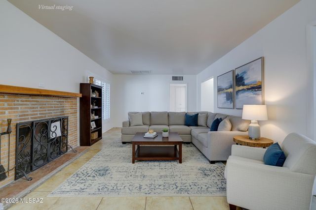 6260 E 2nd Street, Tucson, AZ 85711