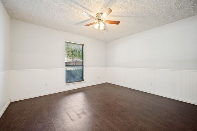 3204 Broken Arrow Road, Denton, TX 76209