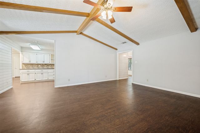 3204 Broken Arrow Road, Denton, TX 76209