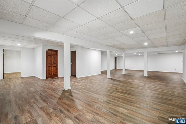 11 Carrington Court, Woodcliff Lake, NJ 07677