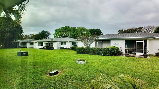 1061 NW 85th Terrace A111, Plantation, FL 33322