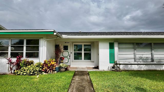 1061 NW 85th Terrace A111, Plantation, FL 33322