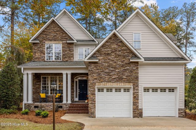 101 Merrimack Place, Chocowinity, NC 27817