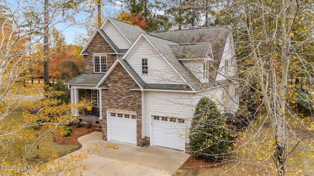 101 Merrimack Place, Chocowinity, NC 27817