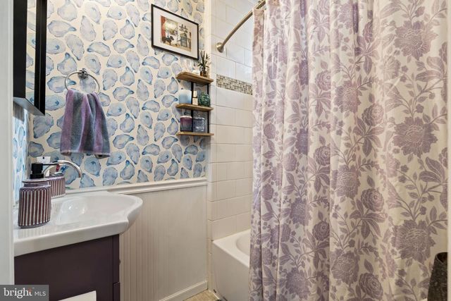 4727 E THOMPSON ST, Philadelphia, PA 19137