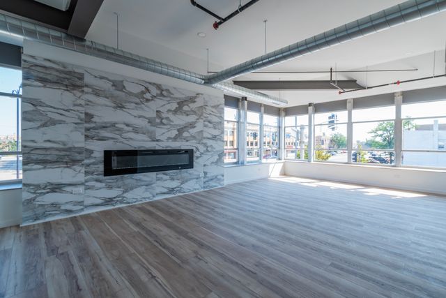 2202 Lombard Avenue 203, Berwyn, IL 60402