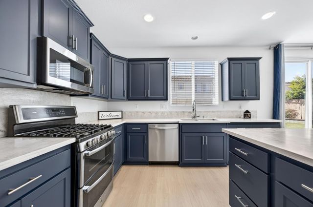 5316 Lotus Pond Way, Elk Grove, CA 95757